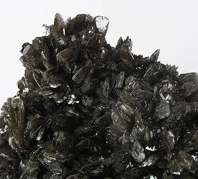 Axinite - image 2