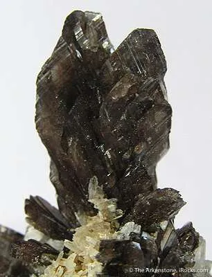 Axinite - image 2