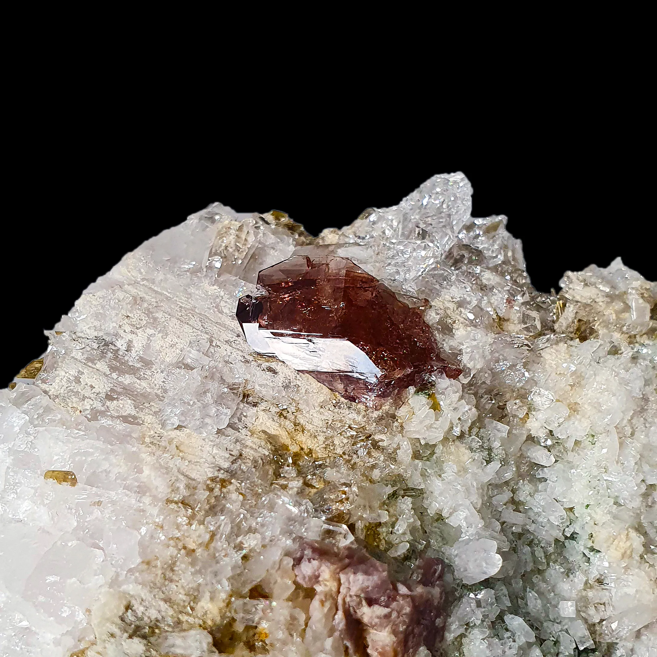 Axinite and Quartz - image 4