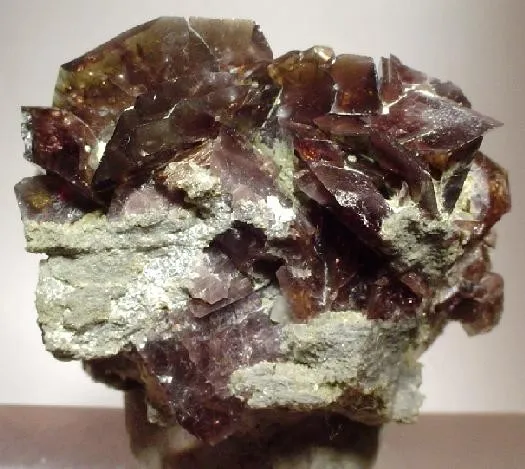 Axinite image