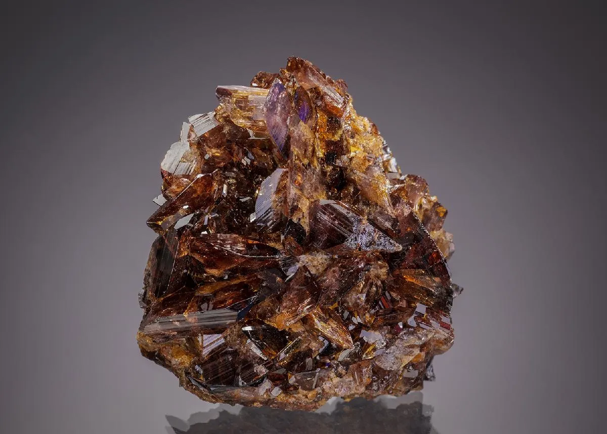 Axinite-(Fe) - image 1