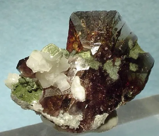 Axinite-(Fe), Calcite image