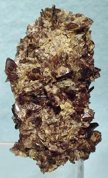 Axinite-(Fe) - image 1