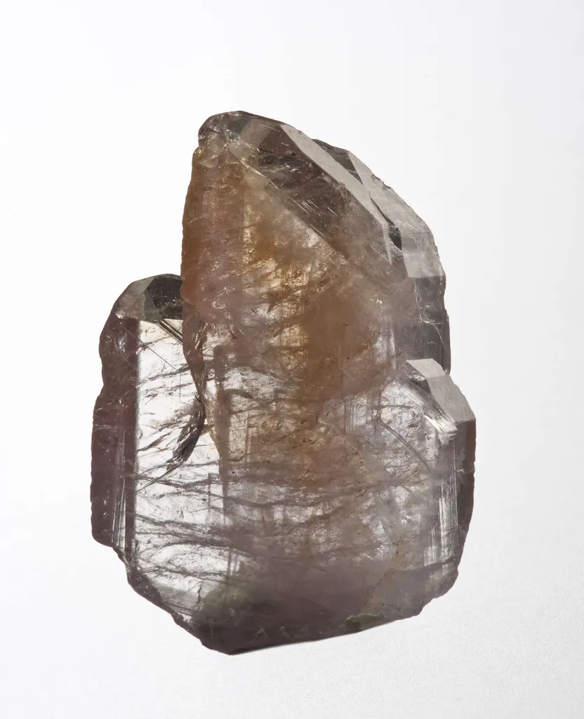 Axinite-(Mg) image