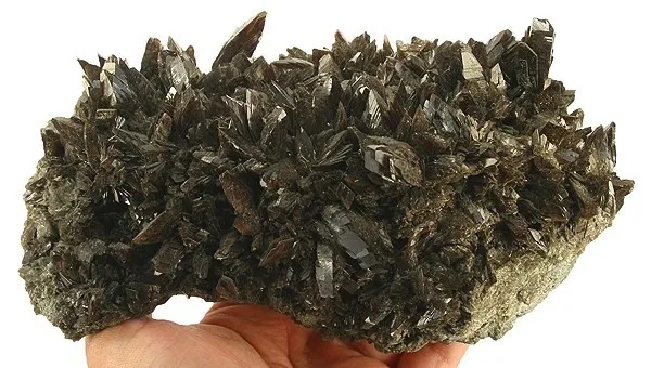 Axinite-(Mn) image