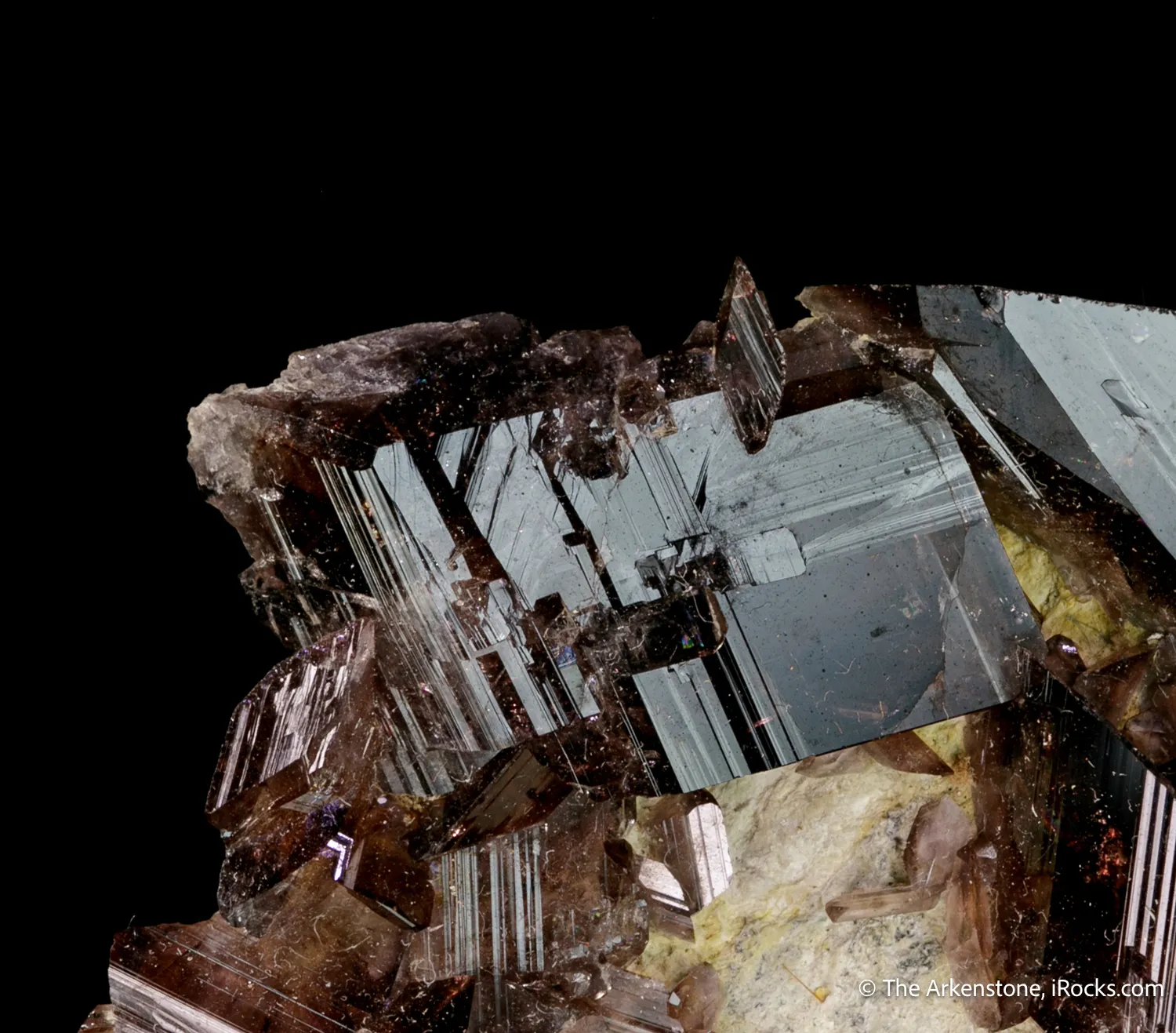 Axinite on matrix - image 5