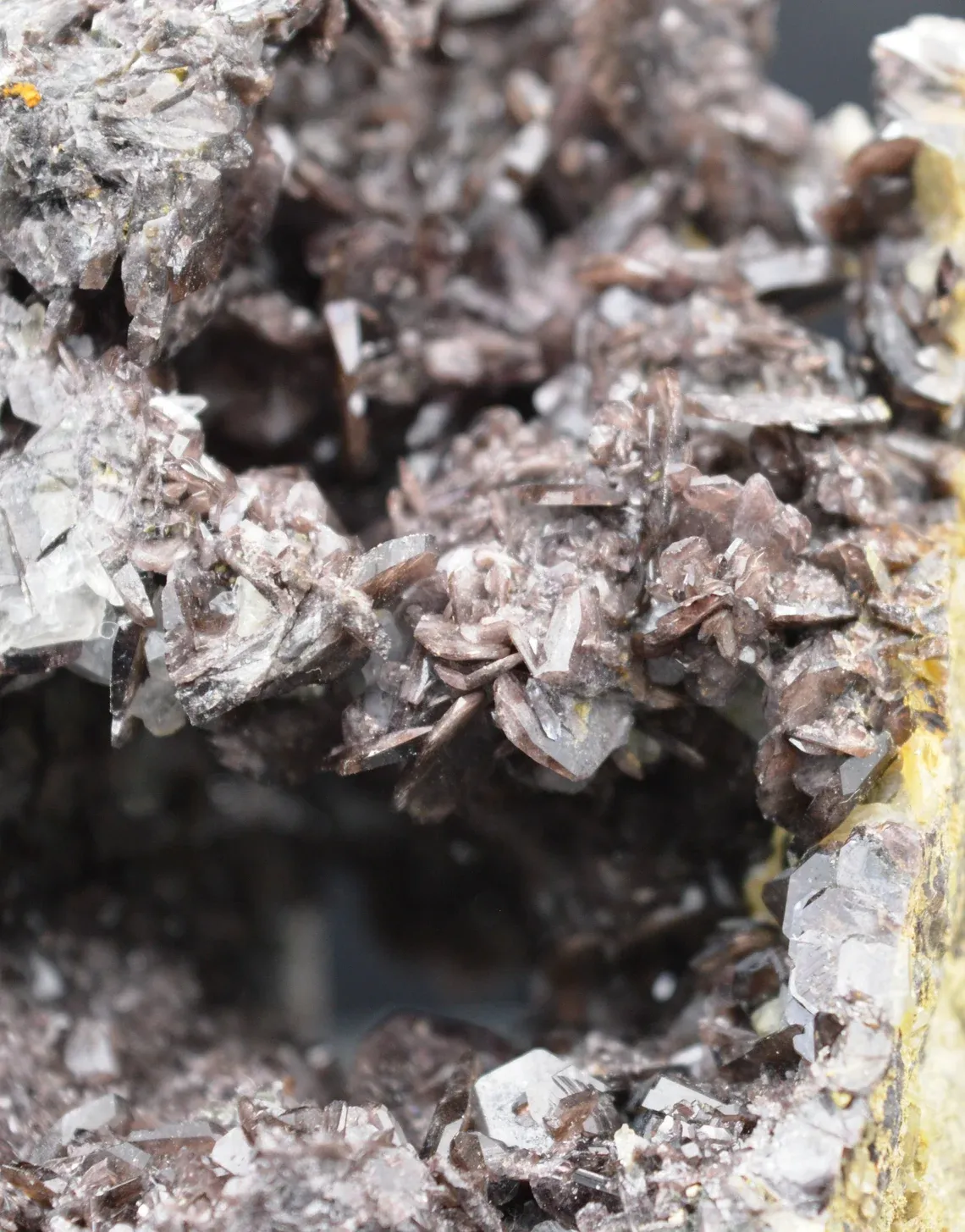 Axinite & quartz - 379 grams - Colebrook Hill Mine, Colebrook Hill, Tasmania, Australia - image 4