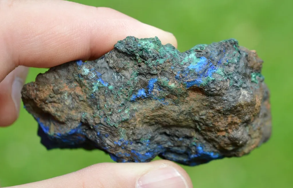 Azurite 133 grams - Rubtsovsk Mine, Rubtsovsky District, Altai Krai, Russia - image 3
