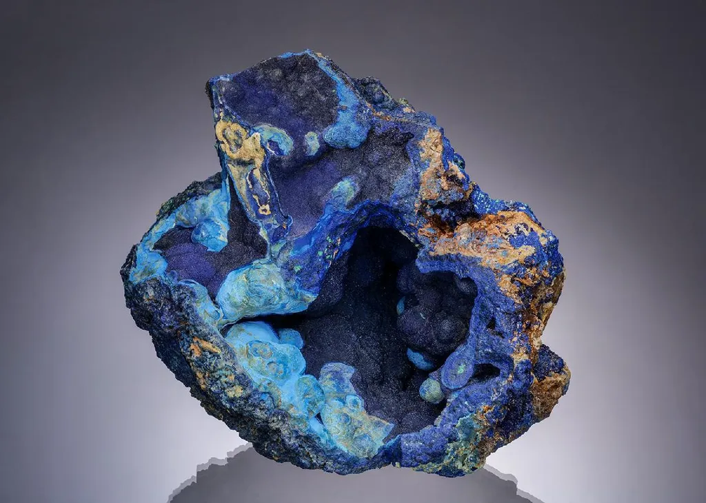 Azurite image