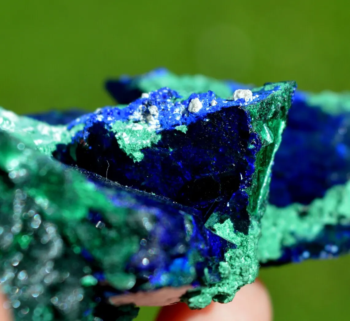 Azurite and Malachite Dickite - 167 grams - Milpillas Mine, Municipio de Cananea, Sonora, Mexico - image 7
