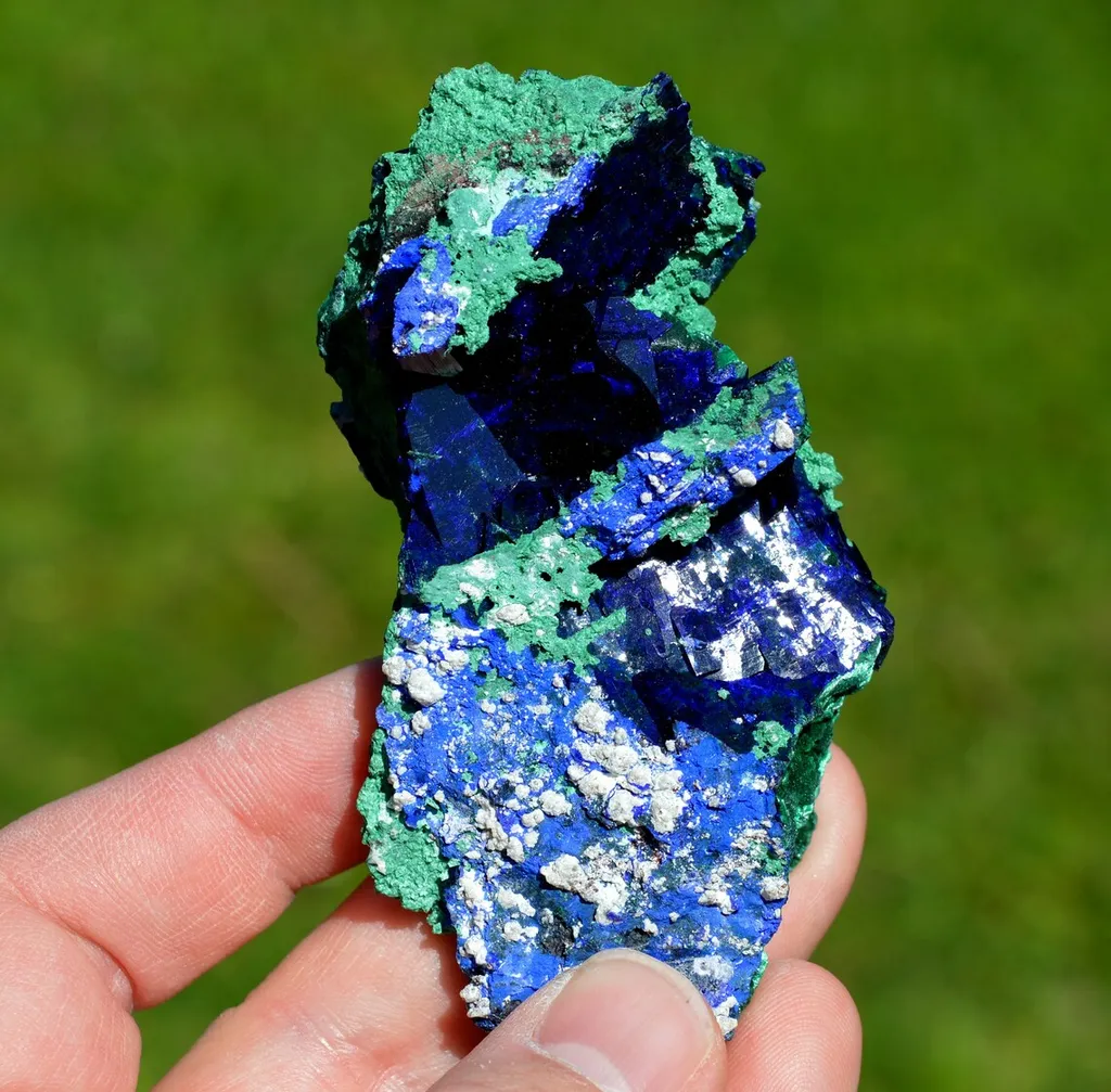 Azurite and Malachite Dickite - 167 grams - Milpillas Mine, Municipio de Cananea, Sonora, Mexico image