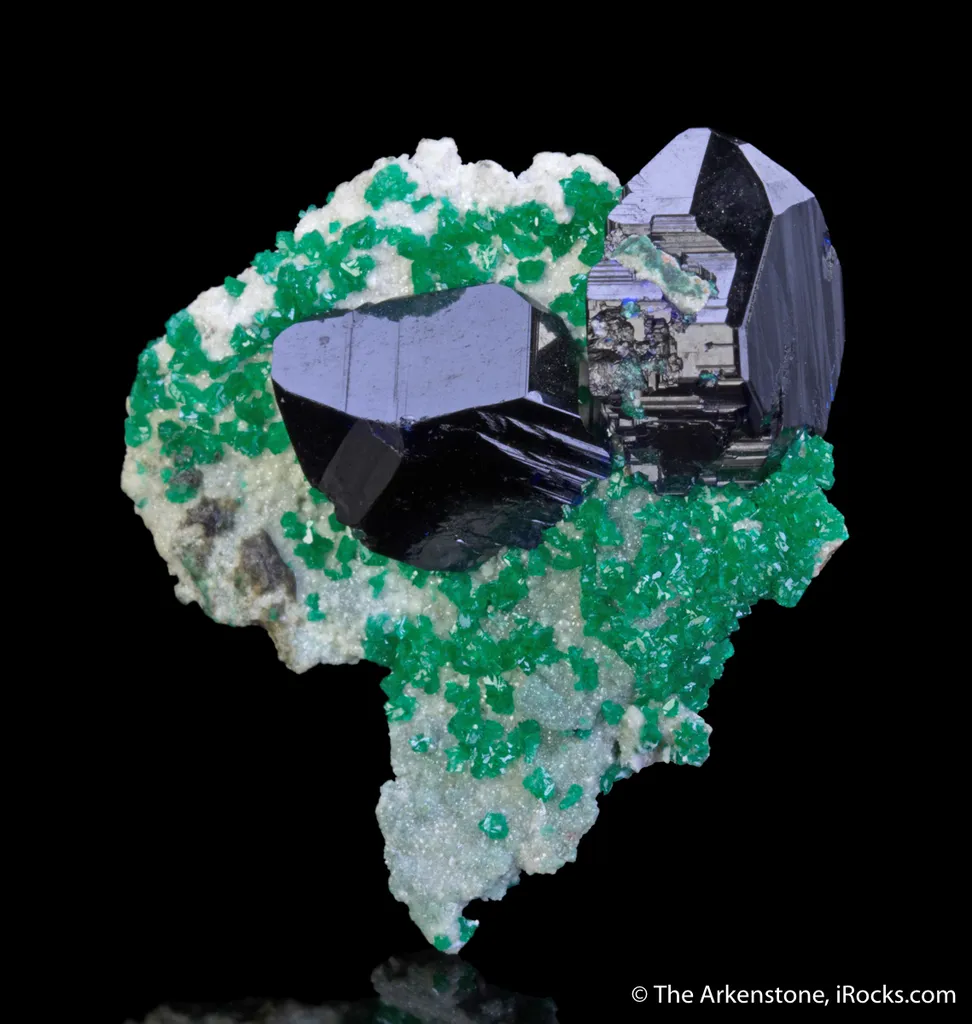 Azurite and Tsumebite (TL), on Smithsonite (illustrated) - image 3