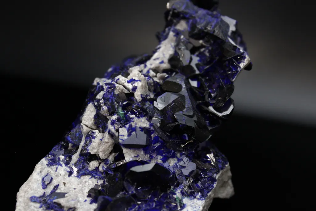 Azurite filling fractured limestone - image 3