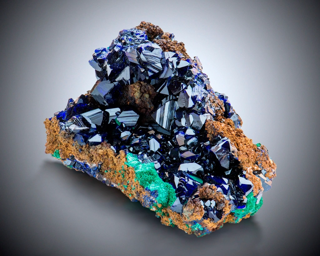 Azurite from Maroc, Région Drâa-Tafilalet, Zone minière d'Oumjrane image