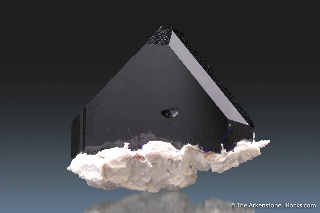 Azurite gem crystal - image 3