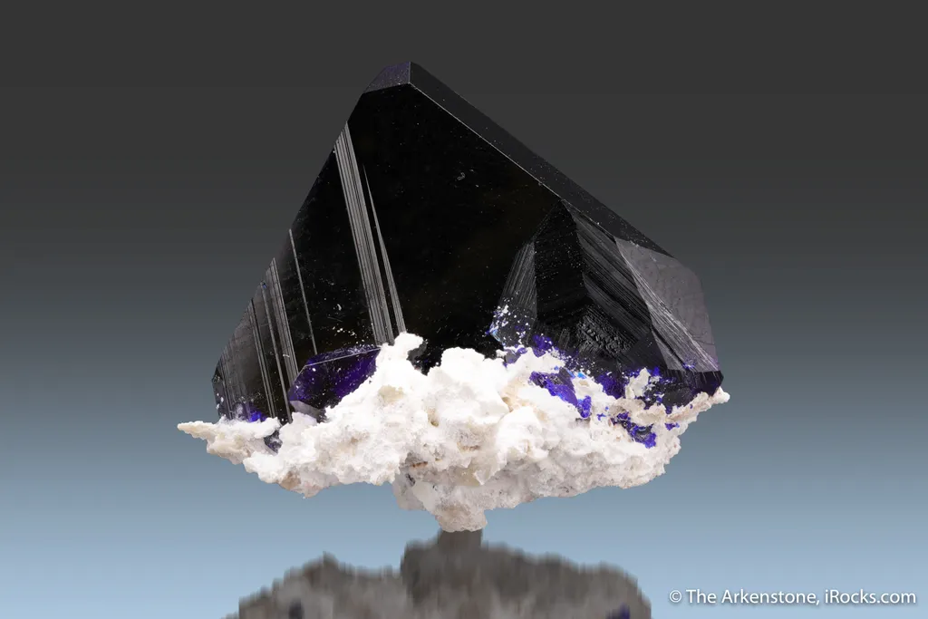 Azurite gem crystal - image 4