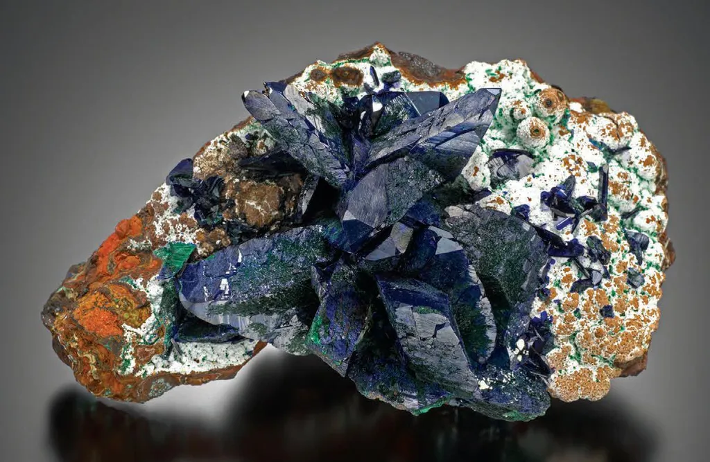 Azurite, Gibbsite image