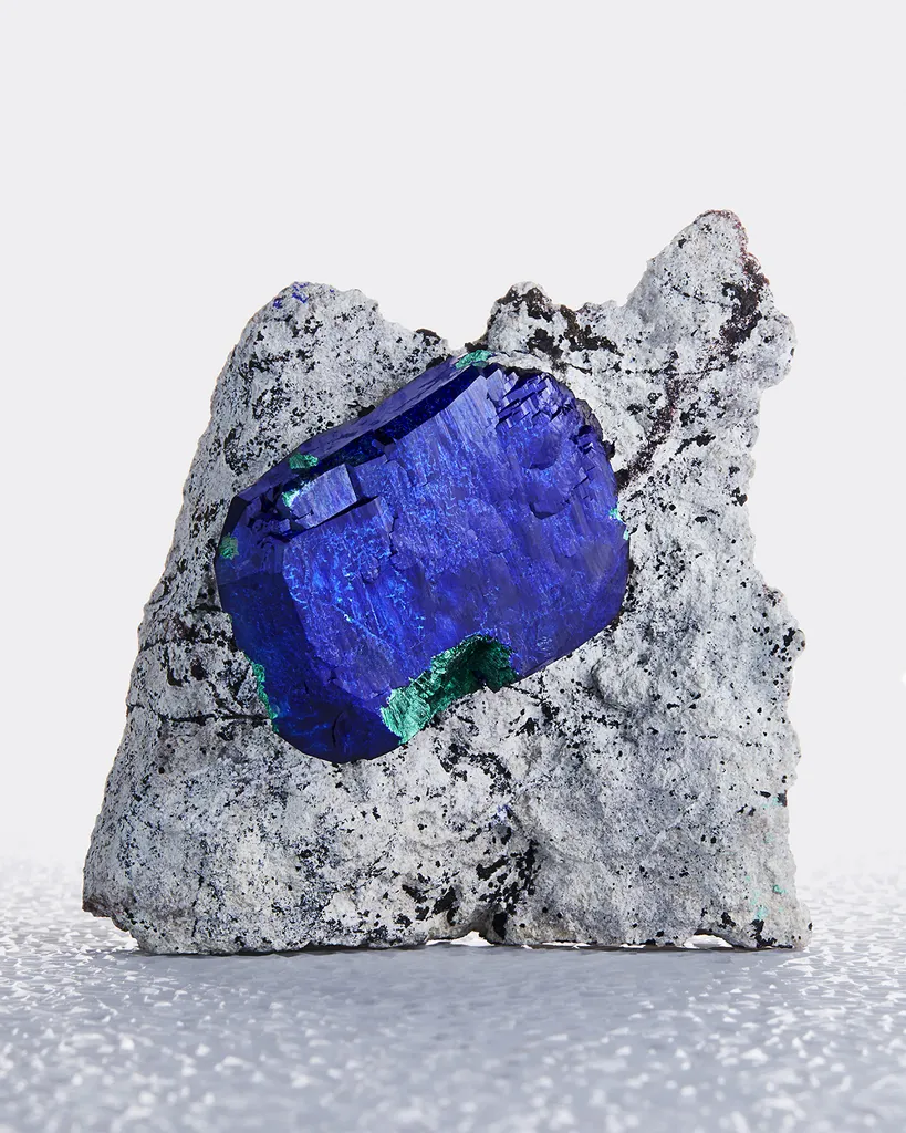 Azurite, Milpillas Mine, Cuitaca, Santa Cruz Municipality, Sonora, Mexico image
