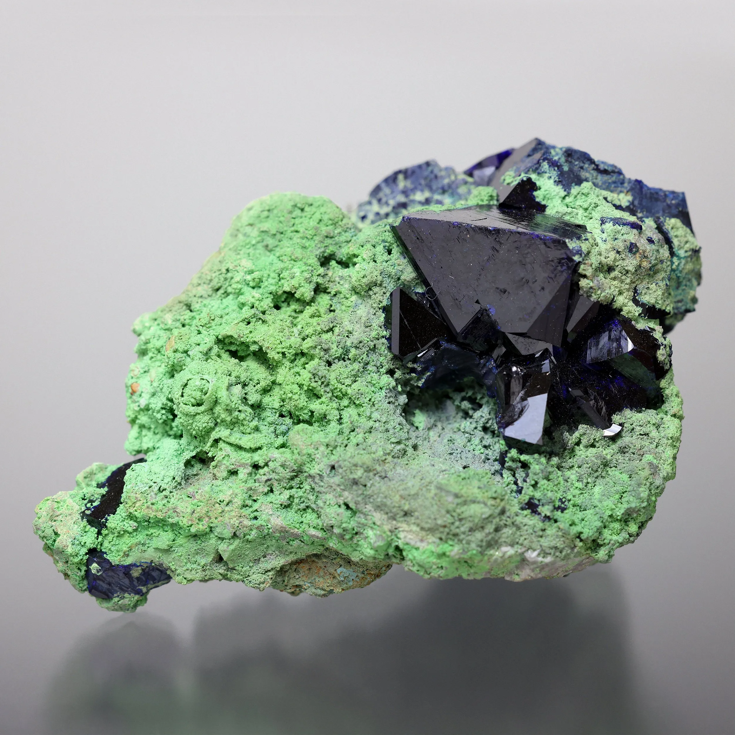 Azurite on Arsentsumebite - image 1