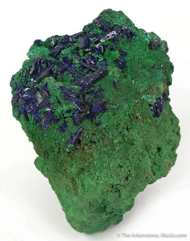 Azurite on Bayldonite image