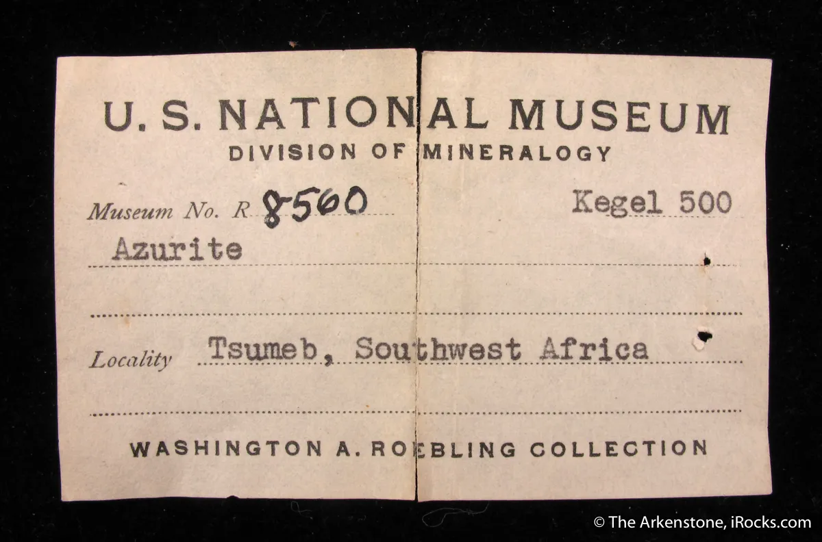 Azurite on Cuprian Smithsonite - image 7