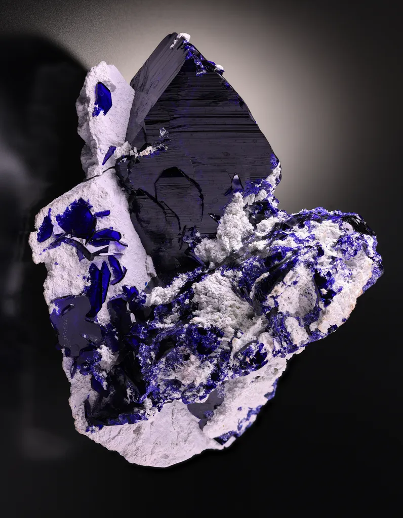 Azurite on Kaolinite image