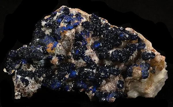 Azurite, Quartz image