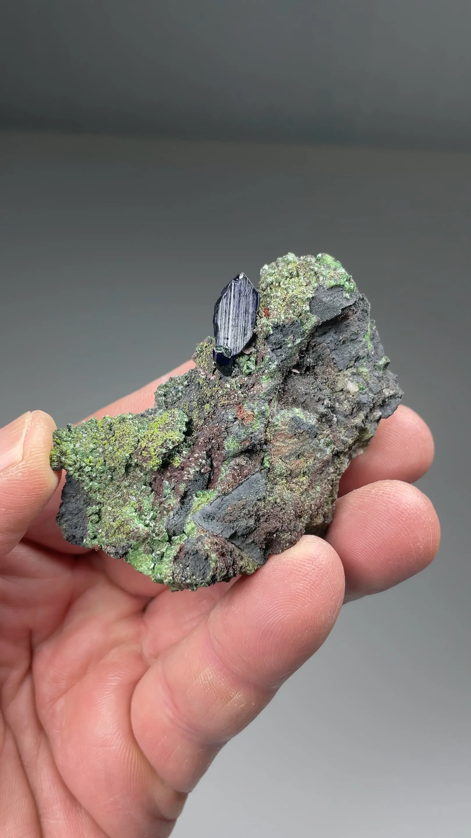 Azurite with Zincolivenite - image 2