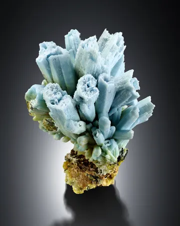 Plumbogummite