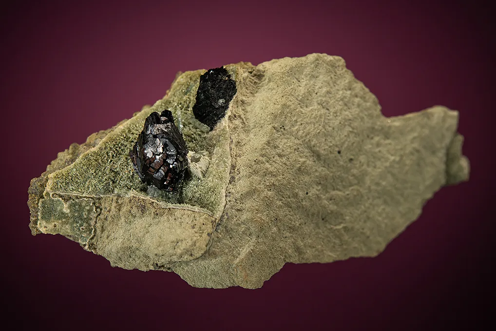 Babingtonite image