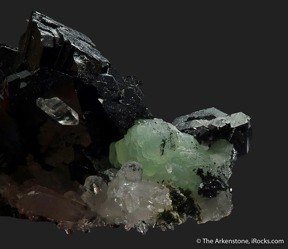 Babingtonite and Prehnite on Quartz - image 3