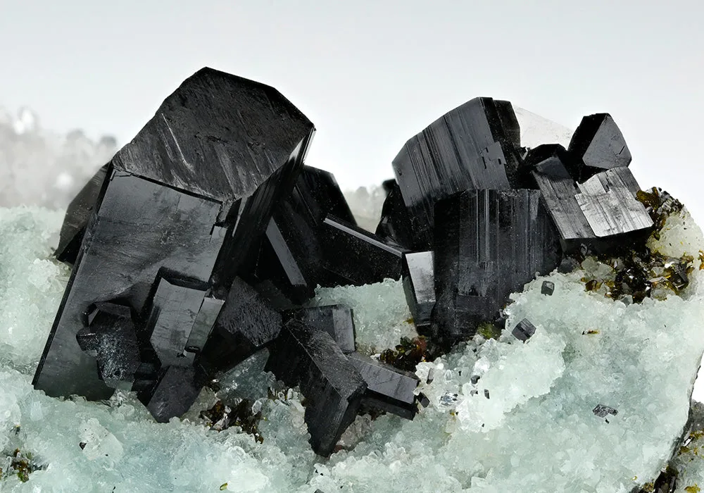 Babingtonite image