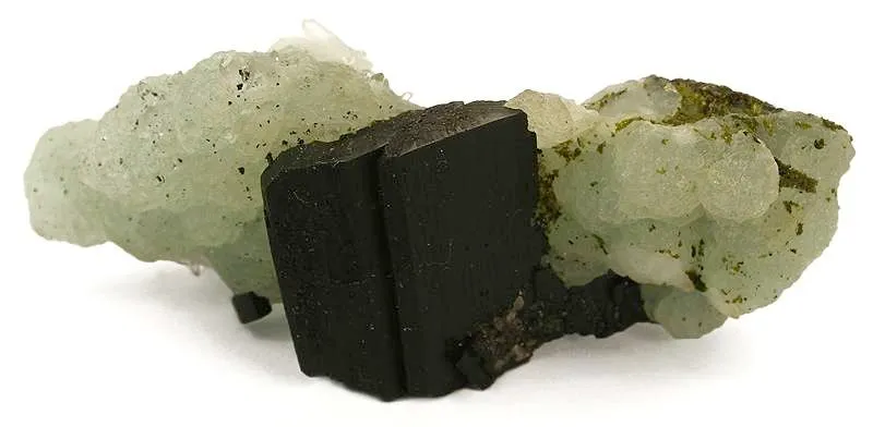 Babingtonite on Prehnite image