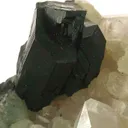 Babingtonite on Prehnite - image 2
