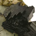 Babingtonite on Prehnite - image 3