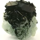 Babingtonite on Prehnite - image 2