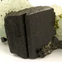 Babingtonite on Prehnite - image 2