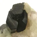 Babingtonite on Prehnite - image 3