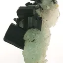 Babingtonite on Prehnite - image 2
