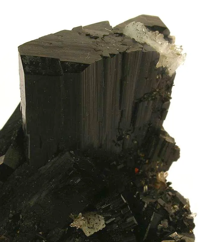 Babingtonite on Prehnite - image 4