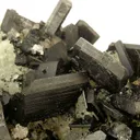 Babingtonite on Prehnite - image 2