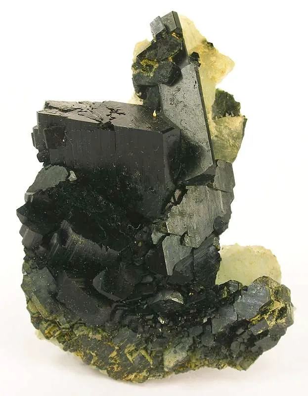 Babingtonite on Prehnite image