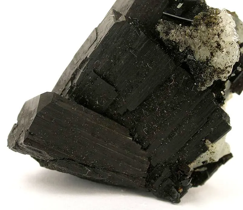 Babingtonite on Prehnite - image 2