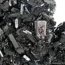Babingtonite on Quartz and Prehnite - image 3