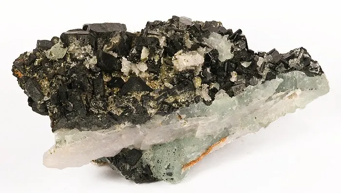 Babingtonite, Prehnite, Quartz image