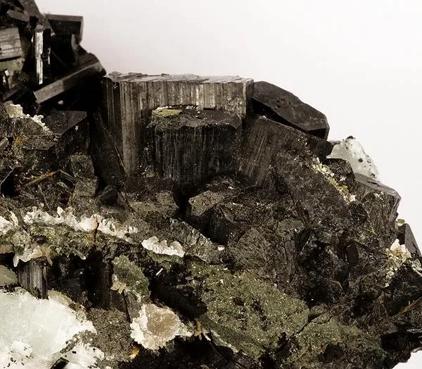 Babingtonite, Prehnite, Quartz - image 2