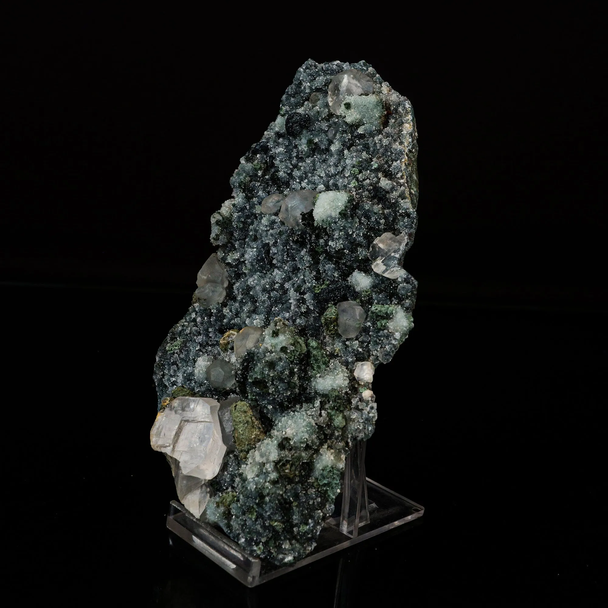 Babingtonite with Apophyllite & Chalcedony Natural Mineral Specimen - image 3