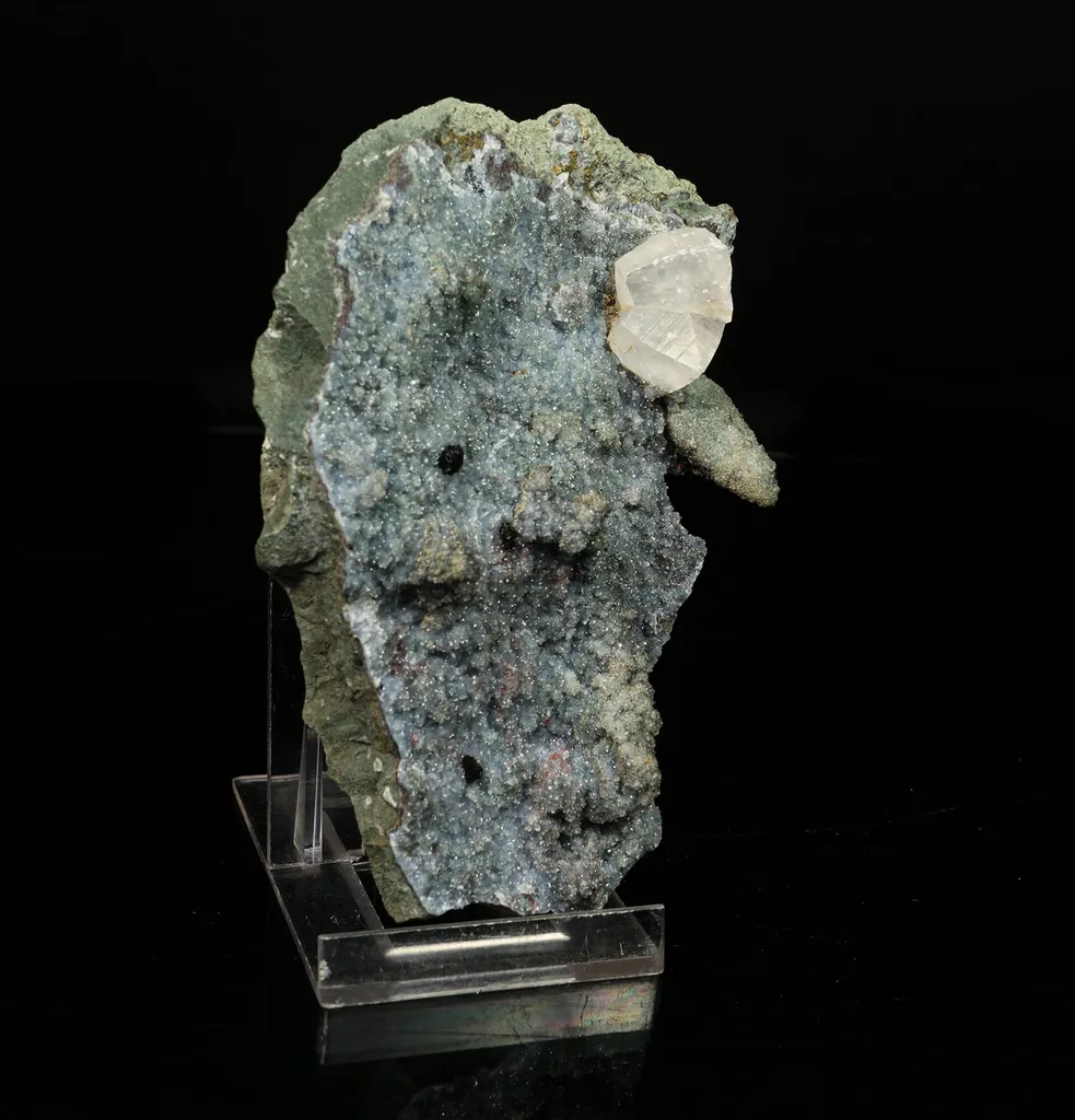 Babingtonite with Apophyllite & Chalcedony Natural Mineral Specimen - image 2