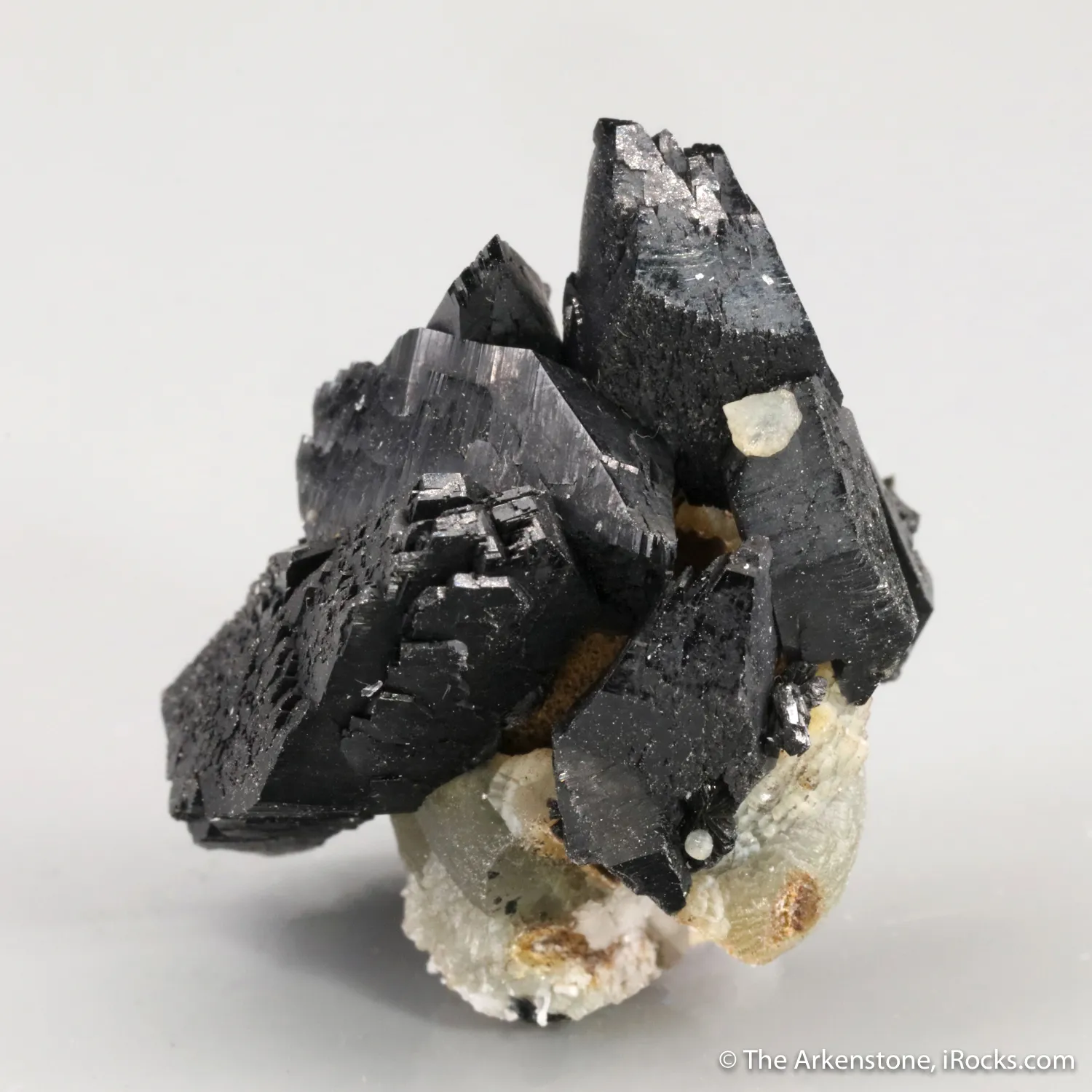 Babingtonite with Prehnite - image 1