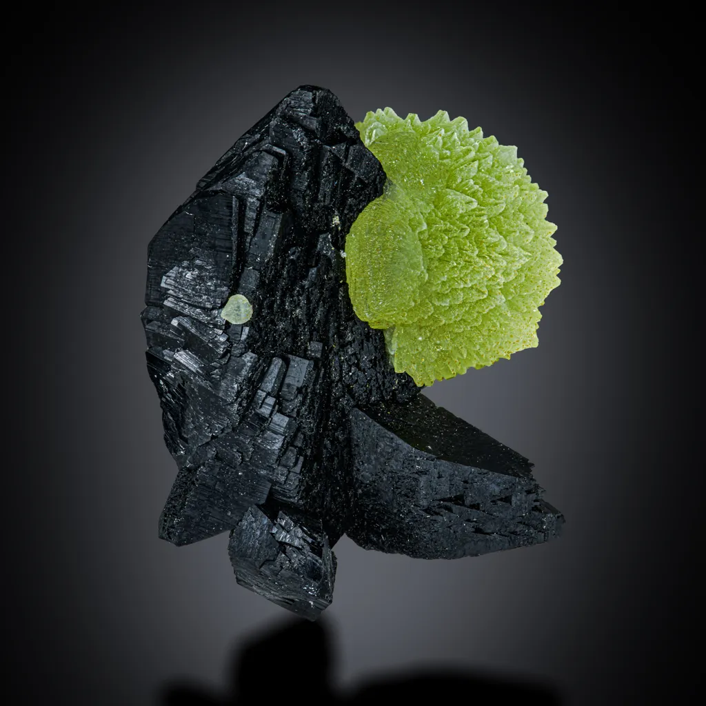Babingtonite with Prehnite - Connecticut